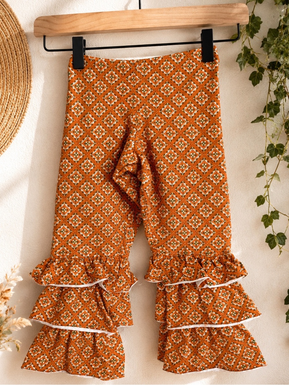 Eleanor Rose Girls Ruffle Bottom Leggings Orange Geometric Print Size 3